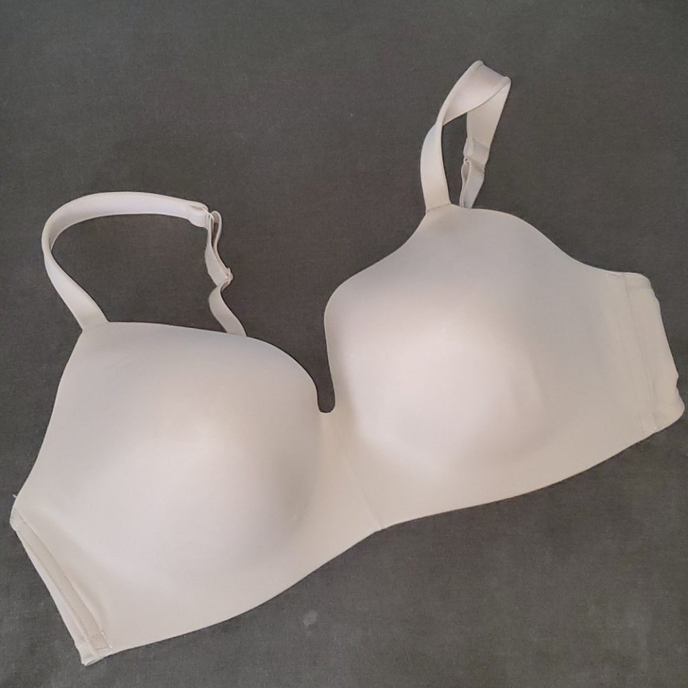 Cacique Wire Free Molded Bra
